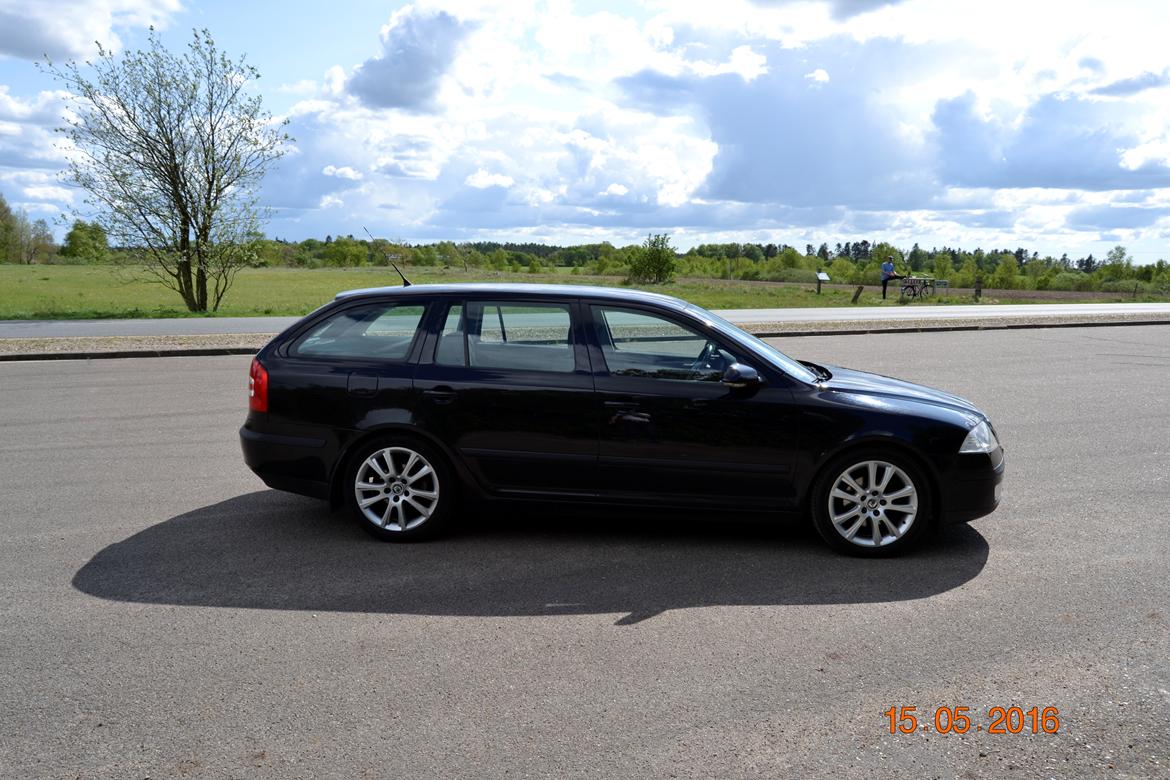 Skoda Octavica 2.0 TDI Combi SOLGT billede 18