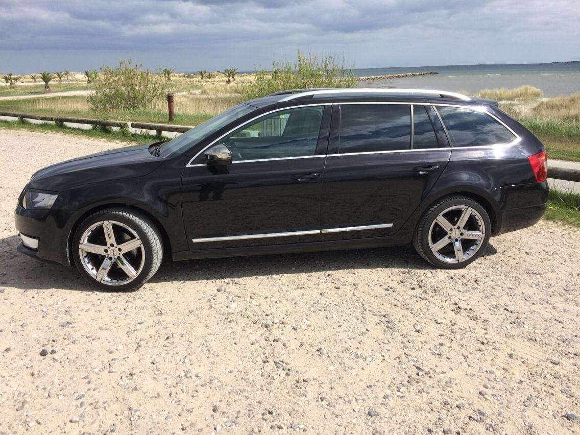 Skoda Octavia 1,4 tsi dsg style combi billede 1