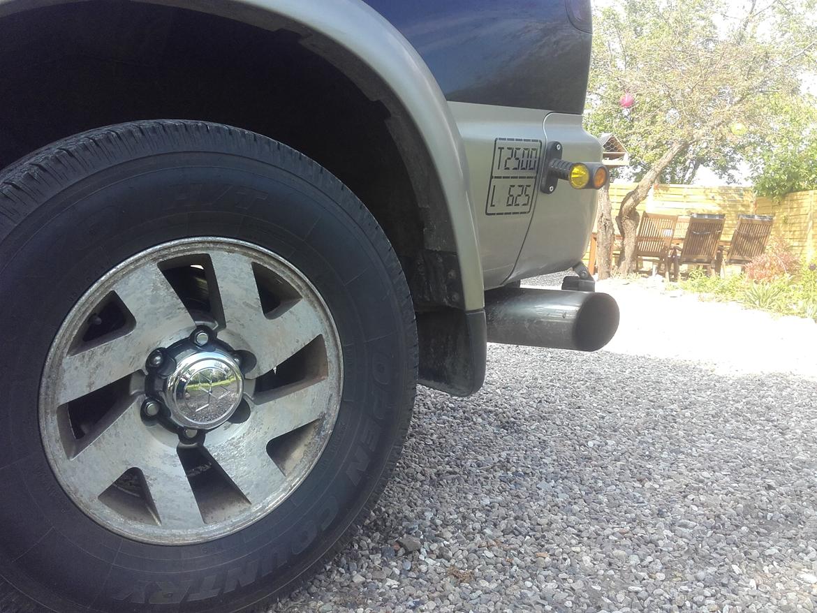 Mitsubishi pajero sport gls 2.5 tdi billede 14