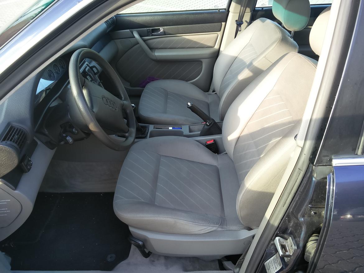 Audi A6 C4 2.6 billede 12