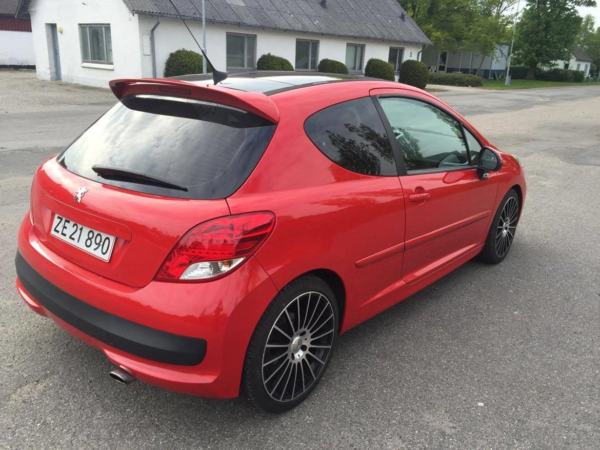 Peugeot 207 VTI 120 billede 4