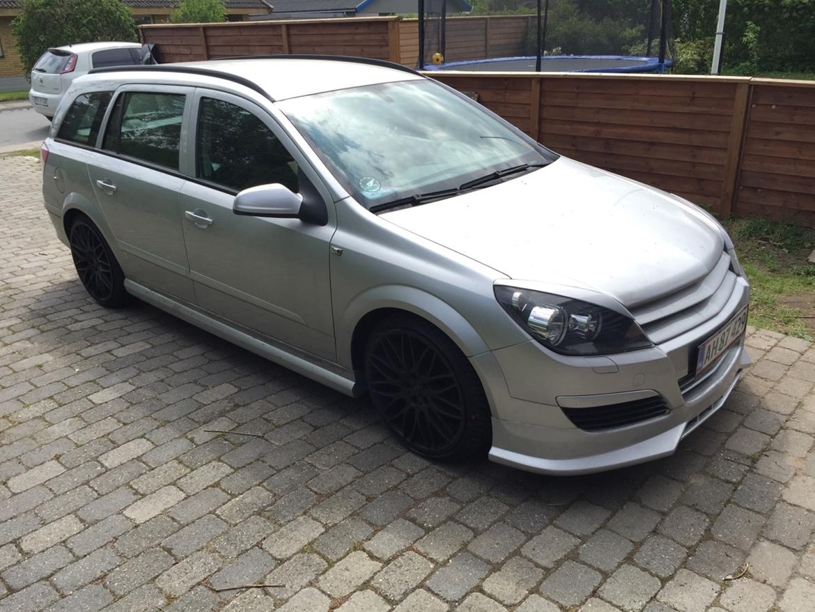 Opel Astra H 1,6 twinport wagon (SOLGT) billede 2