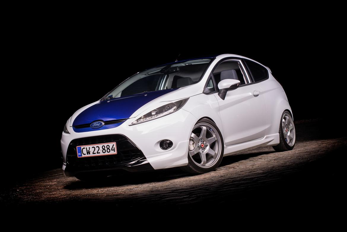 Ford Fiesta 1,6 sport billede 1