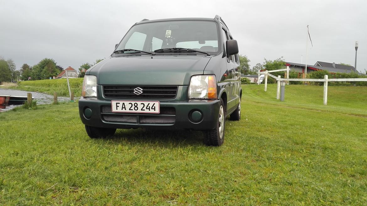 Suzuki Wagon R+ billede 2