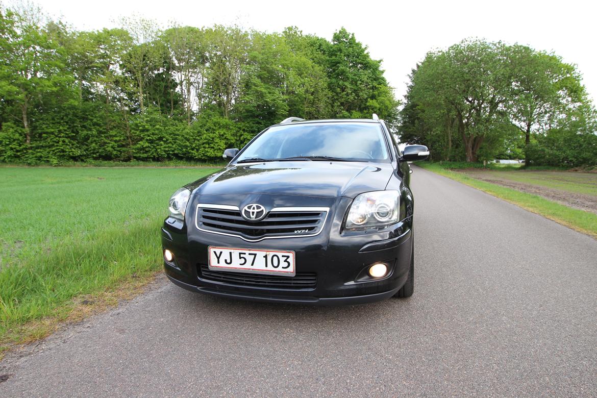 Toyota Avensis 1,8 st. car SOL billede 4