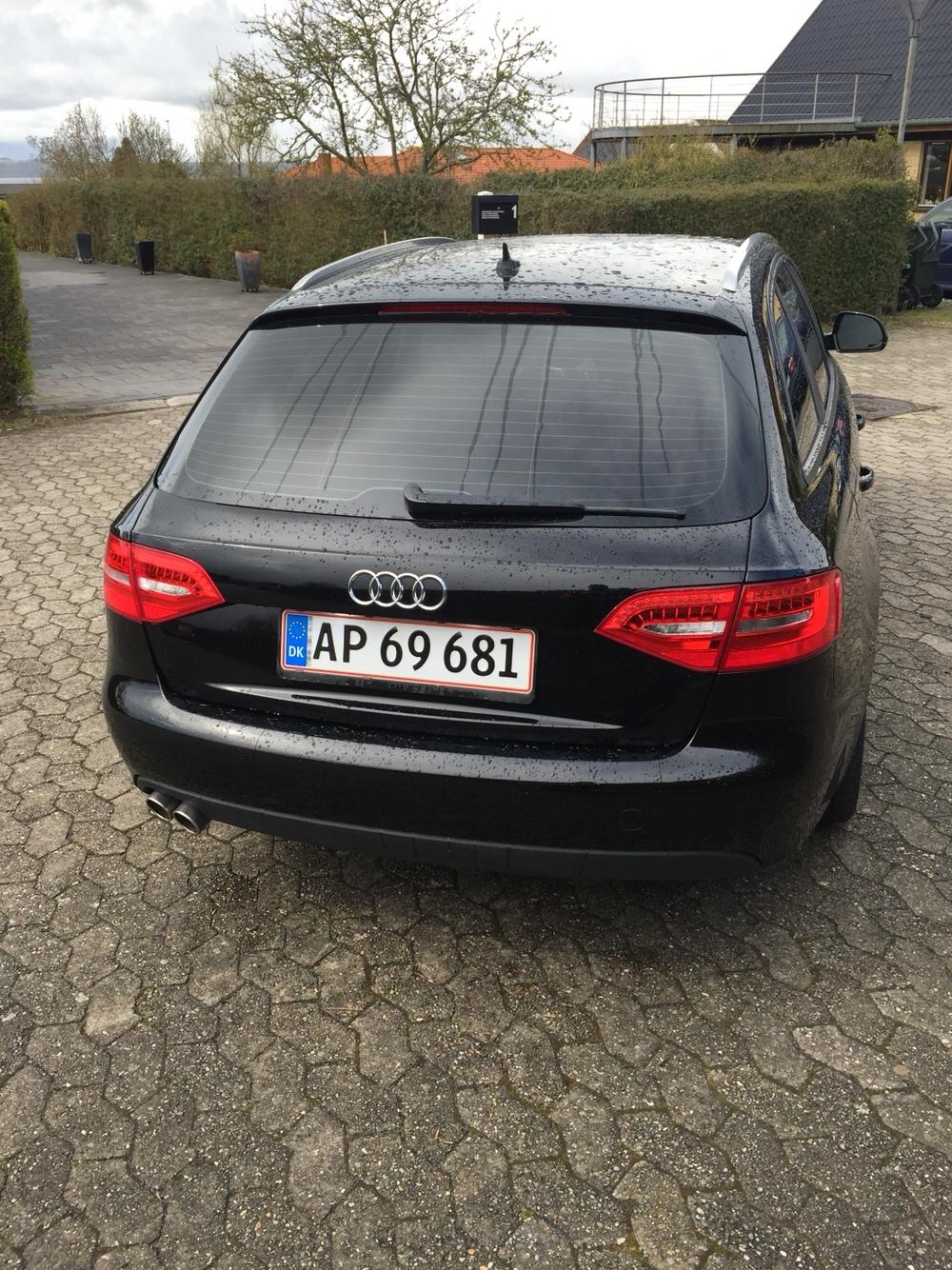 Audi A4 B8 S-Line 2.0 TDI // SOLGT billede 11