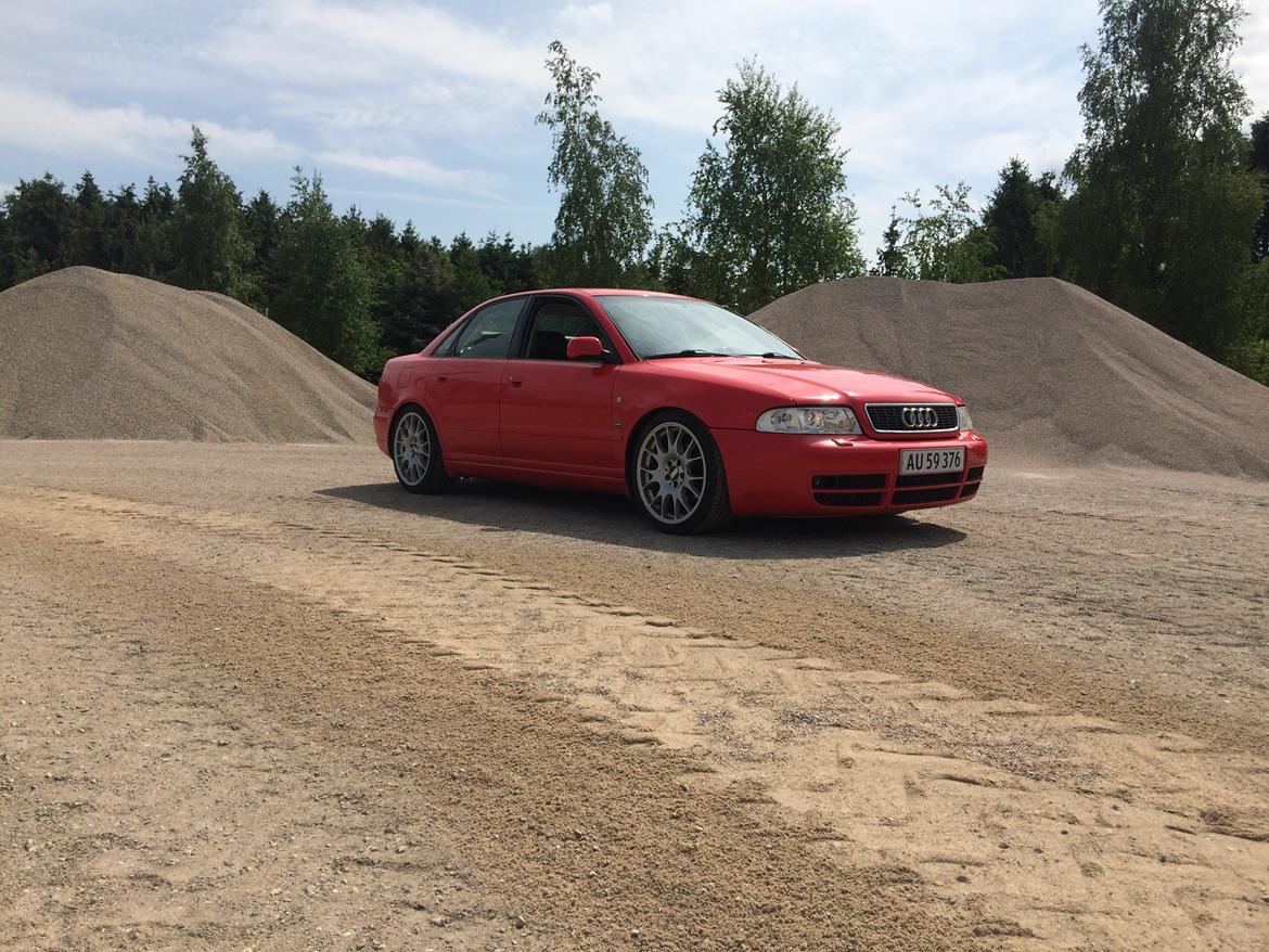 Audi A4 1.8 T quattro billede 5