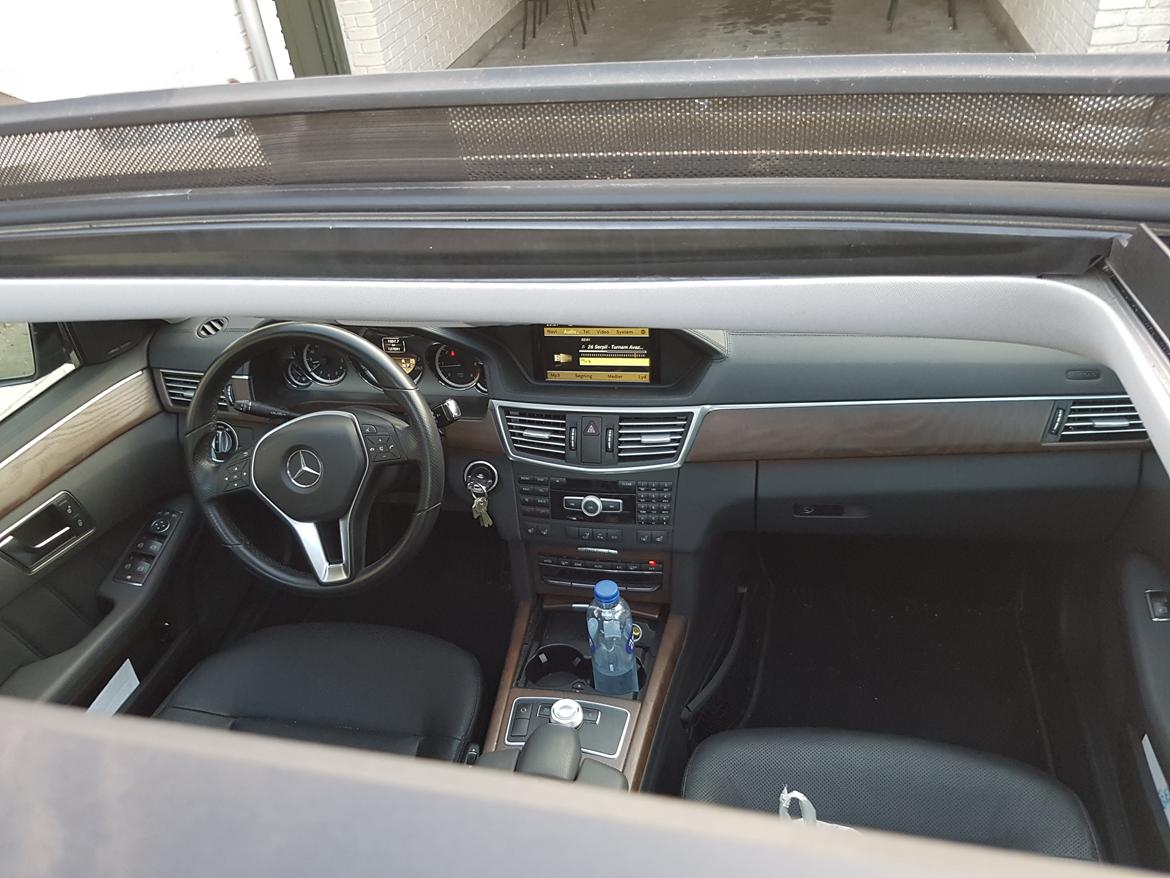 Mercedes Benz E220 avantgarde  billede 5