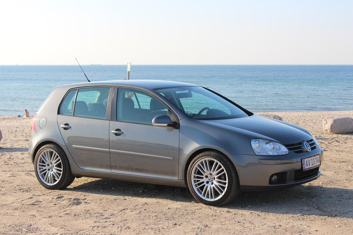 VW Golf V 2.0 FSI Sportline billede 2
