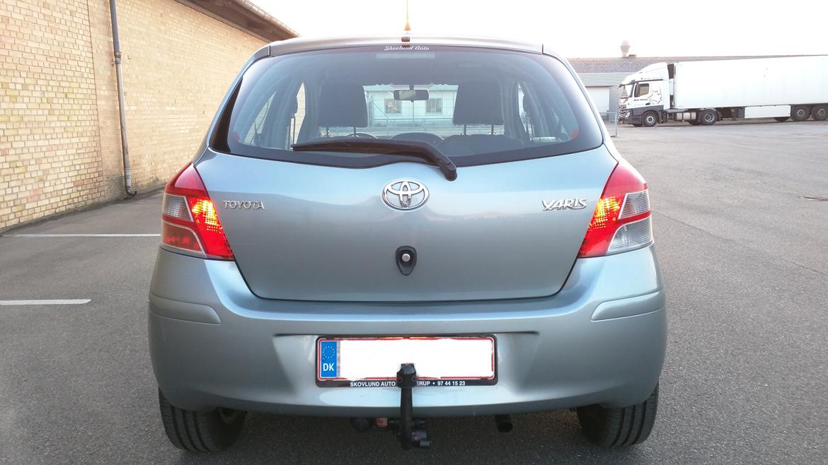 Toyota Yaris 1,3 T2 M/M 5d ** SOLGT **  billede 7