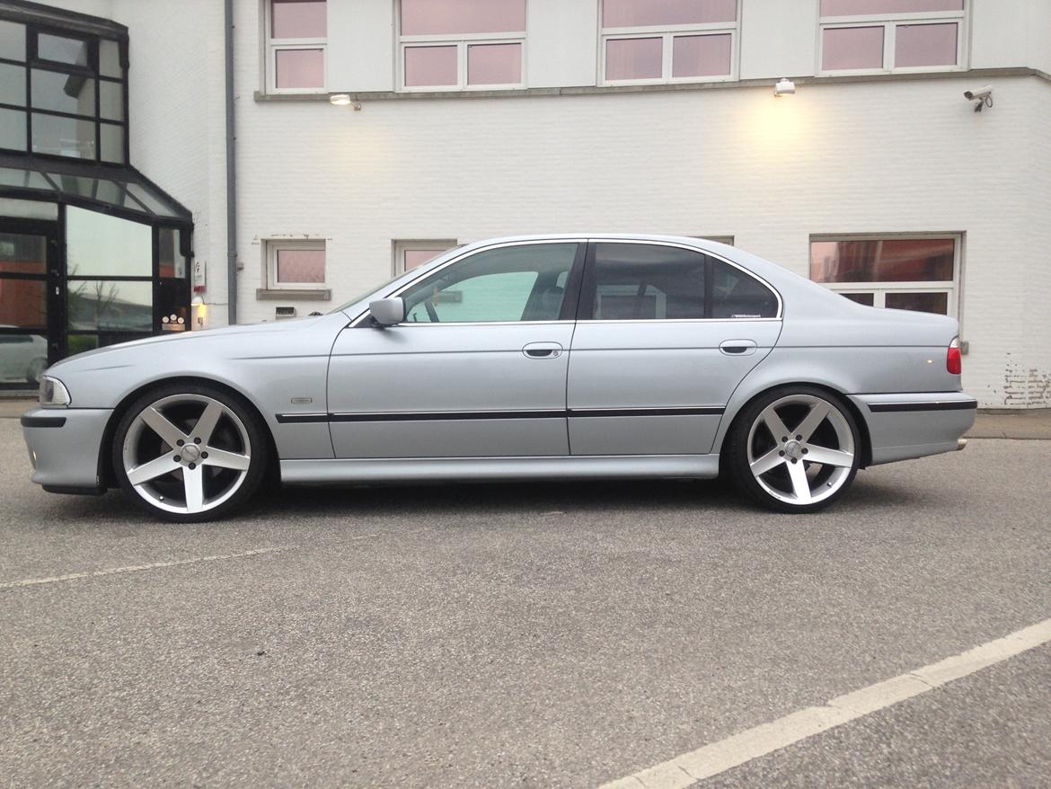 BMW E39 billede 2