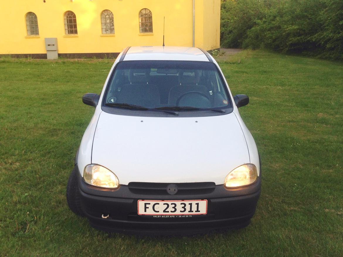 Opel Corsa 1.4 8V Swing SOLGT billede 2