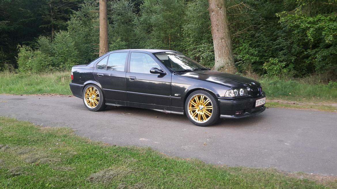 BMW E36 323i/328i 24v billede 2