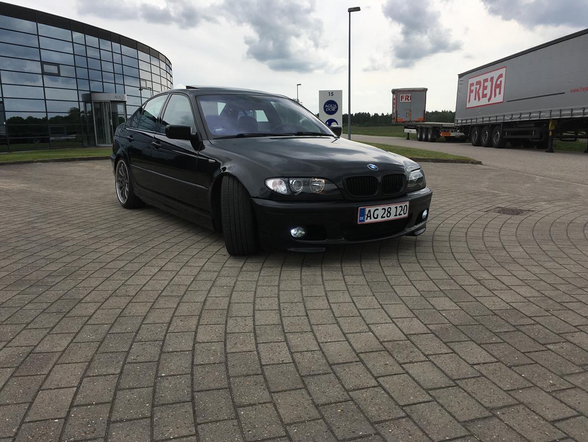 BMW 330d  billede 2
