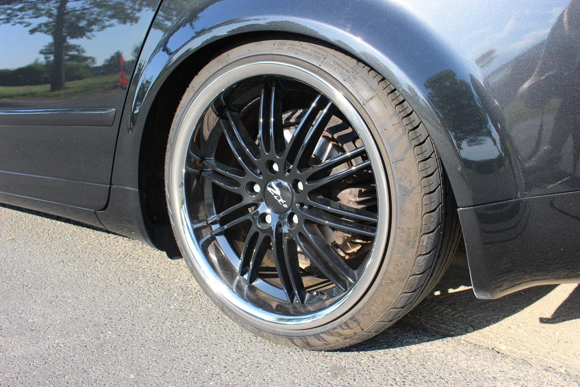 Audi A4 B6 2,4 V6 Avant "TOTALSKADET" billede 17