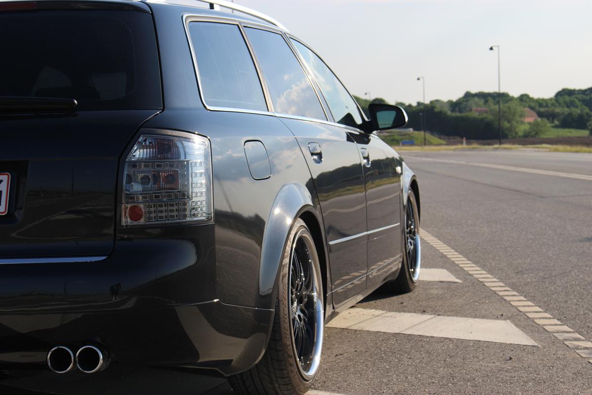 Audi A4 B6 2,4 V6 Avant "TOTALSKADET" billede 21