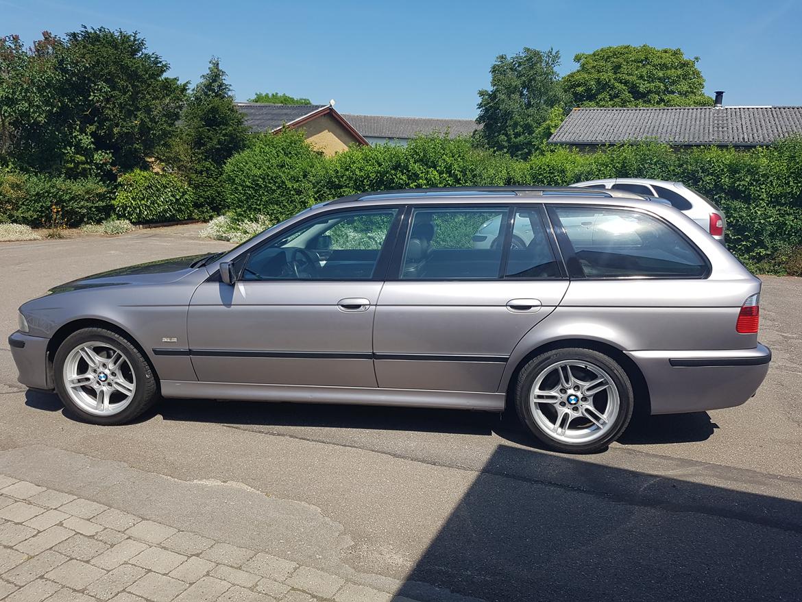 BMW 528ia touring billede 4