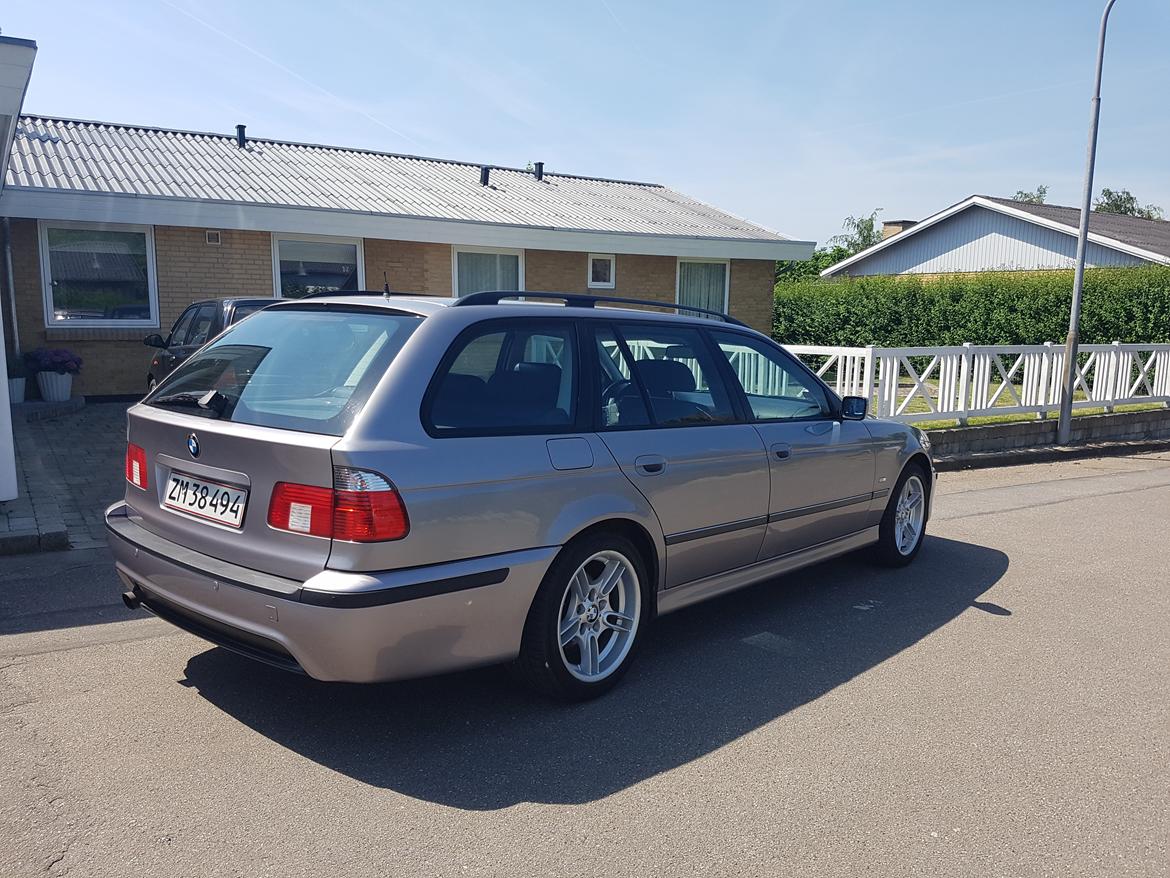 BMW 528ia touring billede 5
