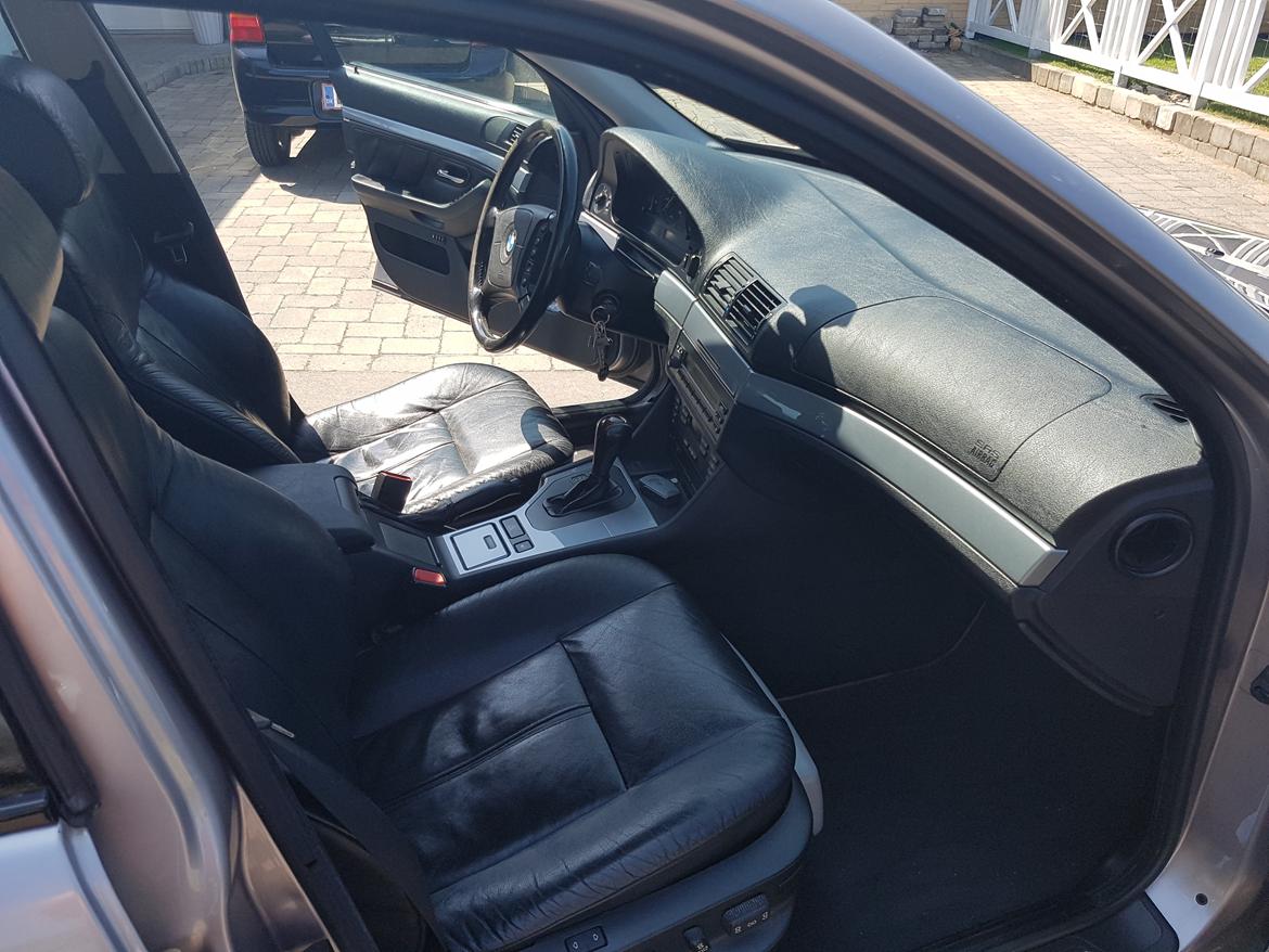 BMW 528ia touring billede 9