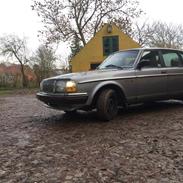 Volvo 240 GLE INJECTION 