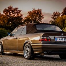 BMW E36 325i cabriolet