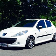 Peugeot 206 +