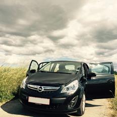 Opel Corsa D Cosmo [SOLGT]