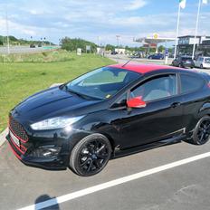 Ford Fiesta Black Edition