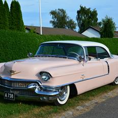 Cadillac Series 62 Sedan de Ville "Lucille"