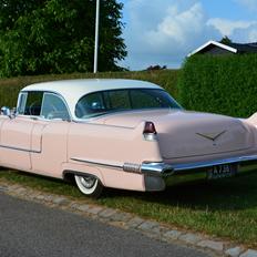 Cadillac Series 62 Sedan de Ville "Lucille"