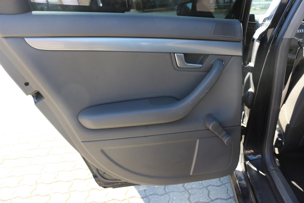 Audi A4 B6 2,4 V6 Avant "TOTALSKADET" billede 37