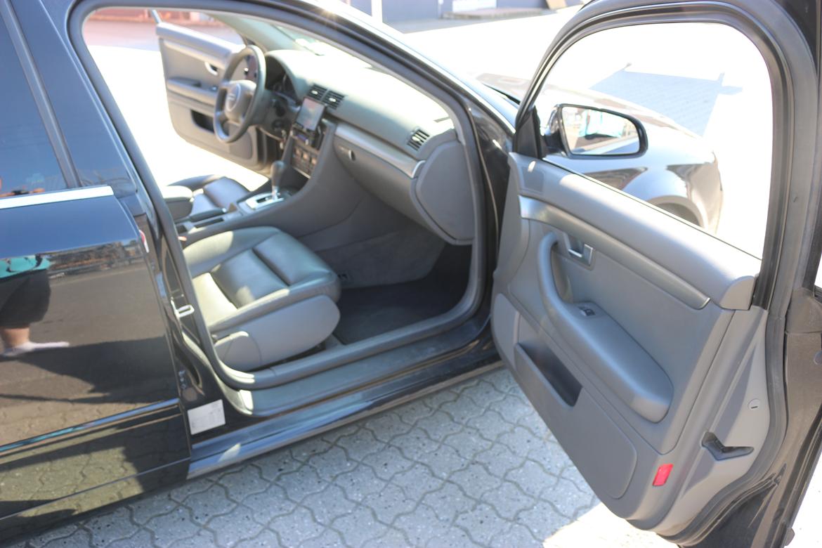 Audi A4 B6 2,4 V6 Avant "TOTALSKADET" billede 38