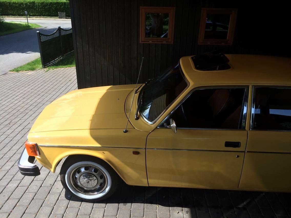 Volvo 144 de luxe ( Fru. Gyldenkål ) - Elsker den farve billede 4