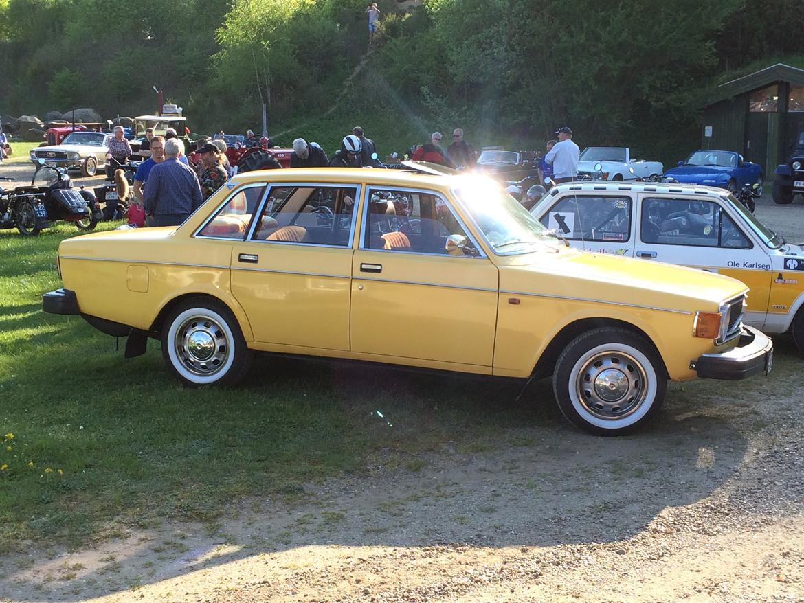 Volvo 144 de luxe ( Fru. Gyldenkål ) - Hun er en solstråle billede 8