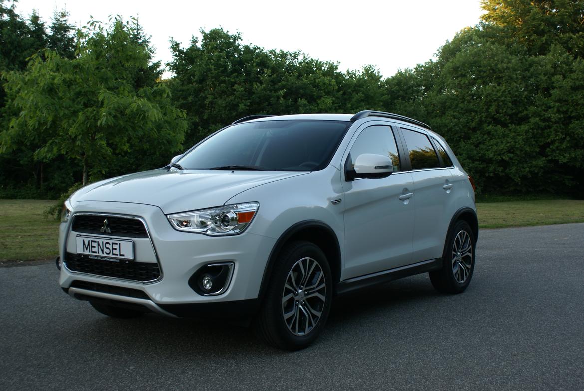 Mitsubishi AXS 1,6 Benzin Silky White billede 1