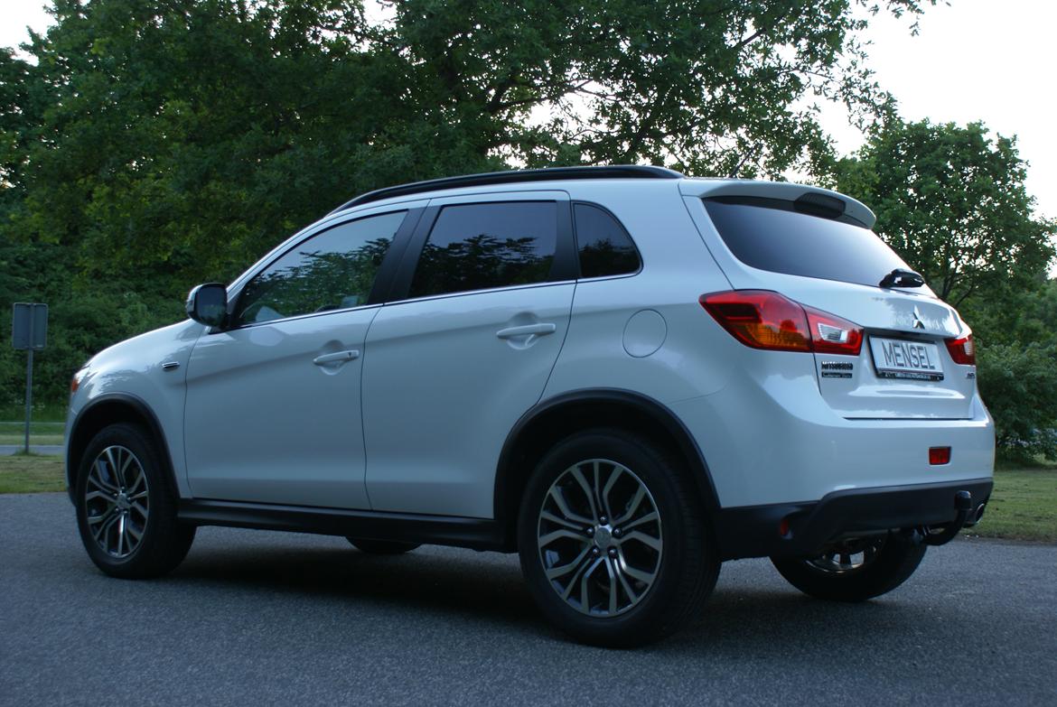 Mitsubishi AXS 1,6 Benzin Silky White billede 6