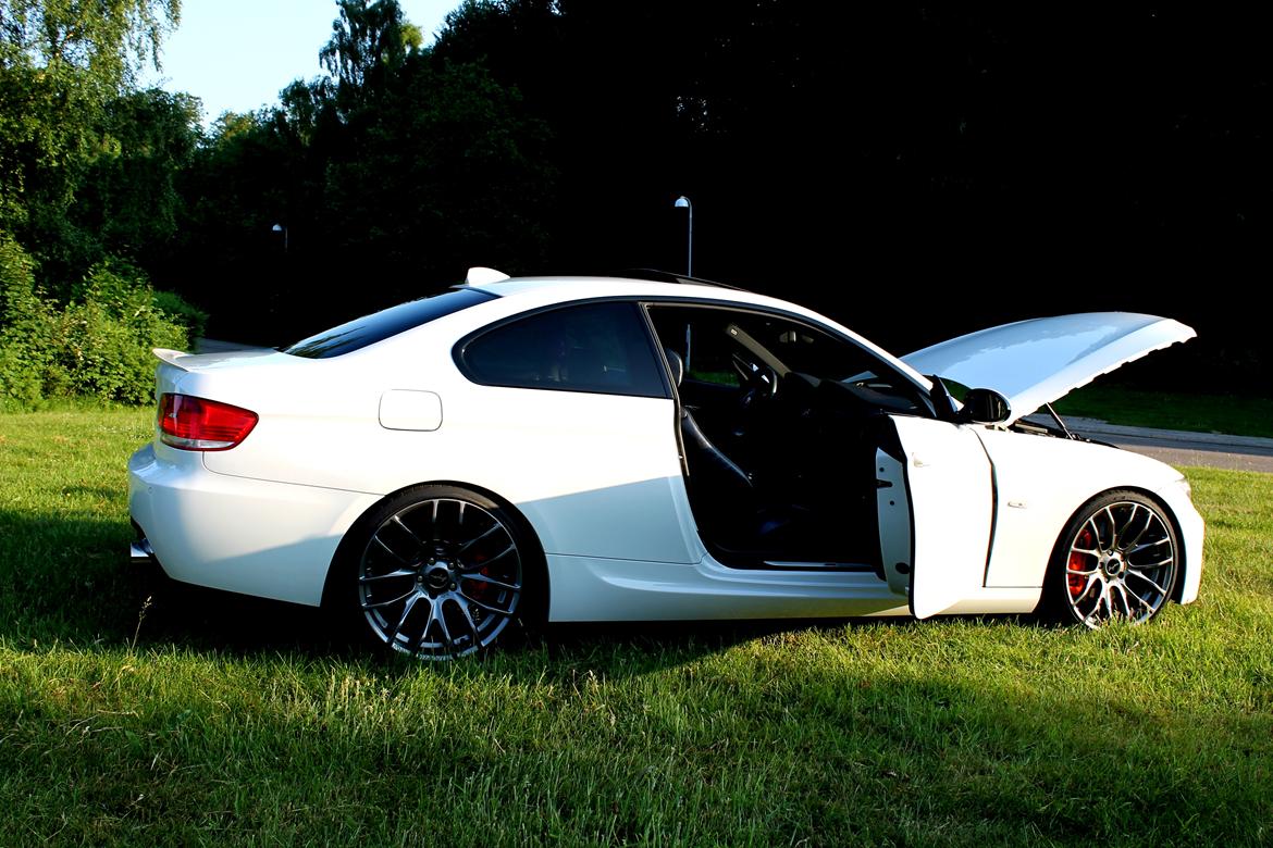 BMW E92 335i TwinTurbo M-Tech - White Pride!  billede 35