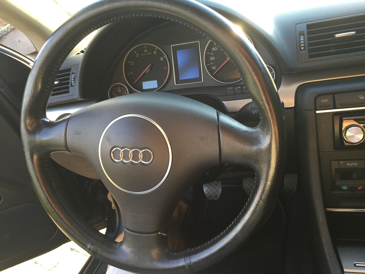 Audi A4 B6 1.8t "solgt" billede 9