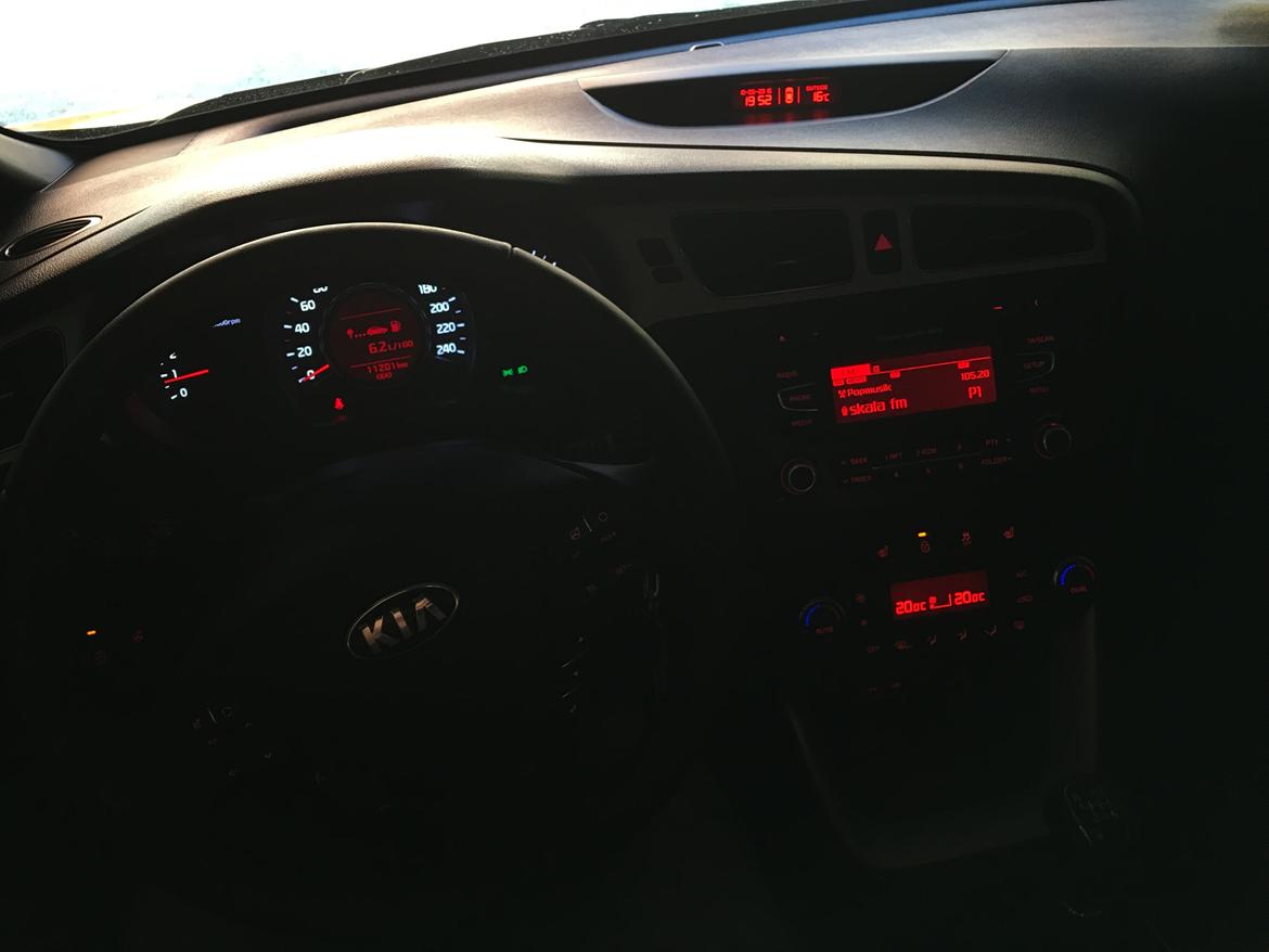 Kia Ceed SW Limited (Bambusraketten) billede 8