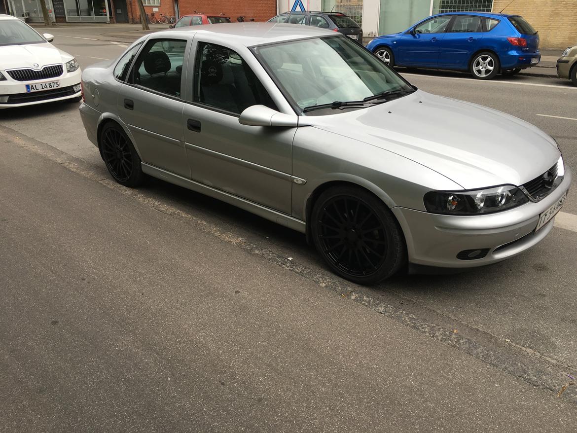 Opel Vectra B [Solgt] billede 6