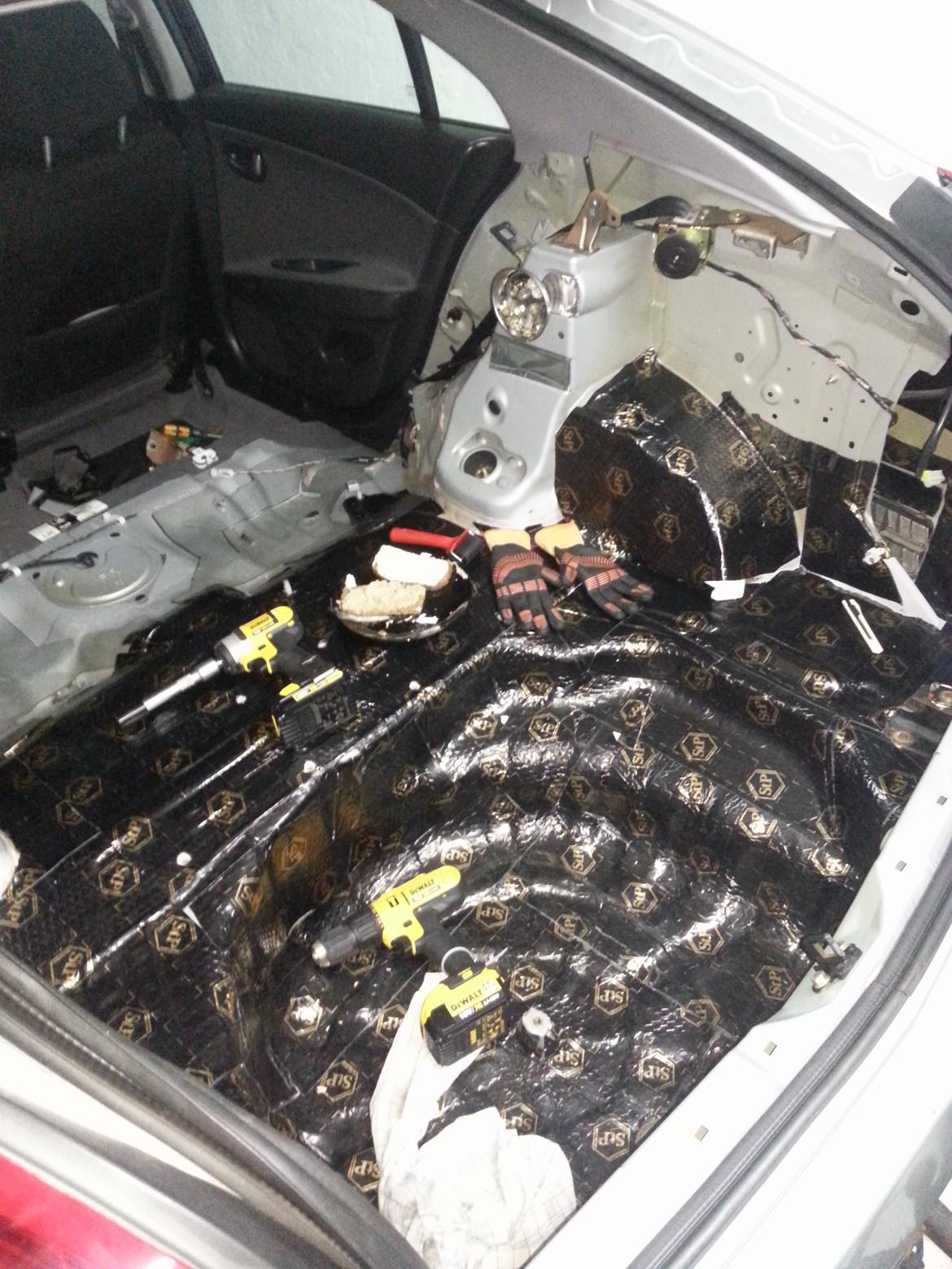 Nissan primera P12 billede 5