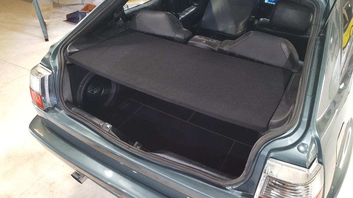 VW Corrado  - ny bygget hatte hylde med 2 stk 6 * 9 sat i nede fra  billede 10