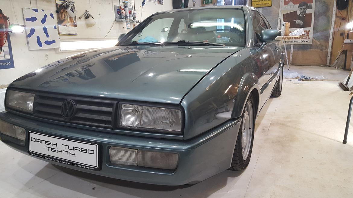 VW Corrado  - ved det godt den er super fed og en smugle lav men det spiller næsten  billede 5