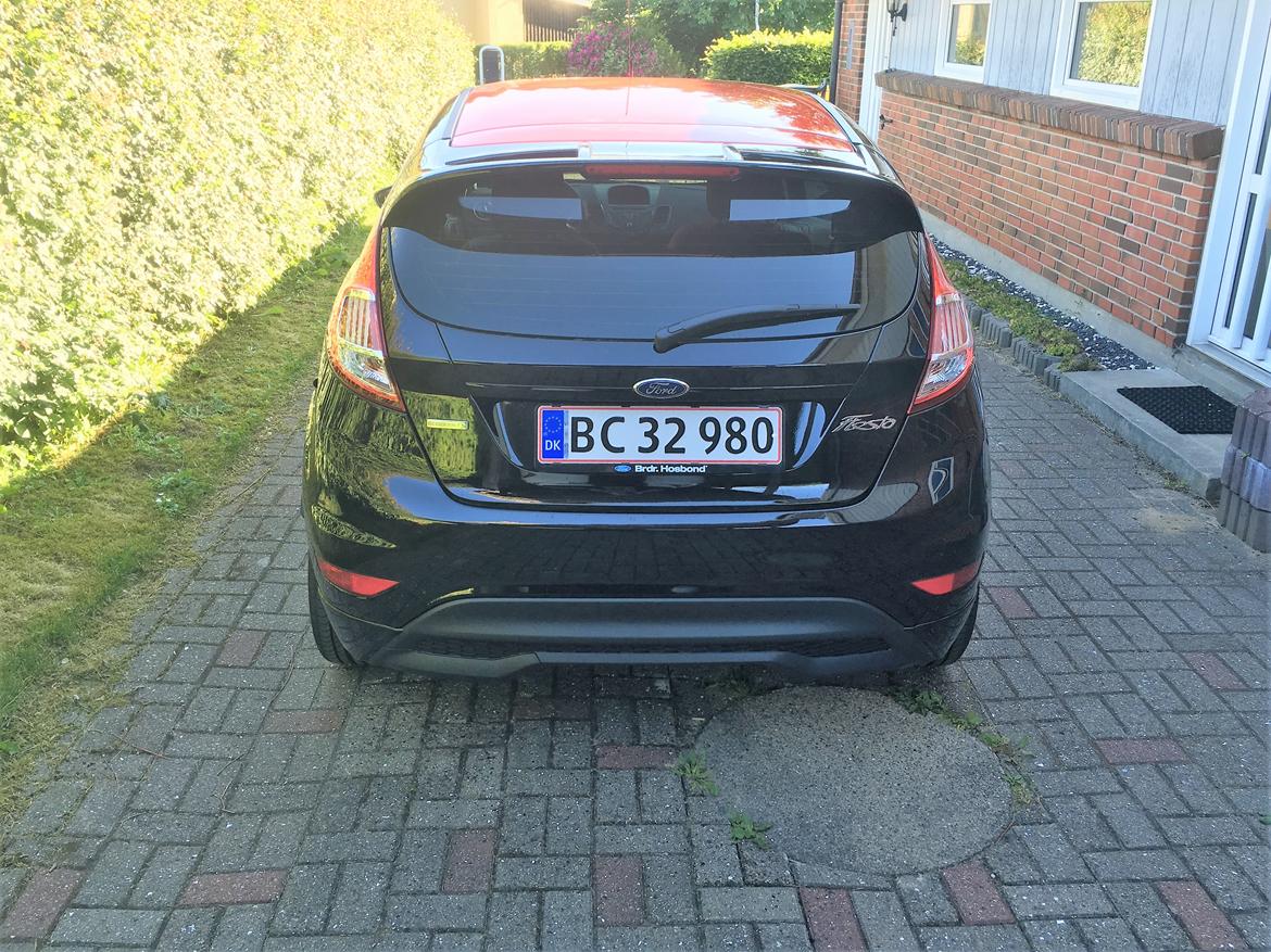 Ford Fiesta Black Edition billede 14