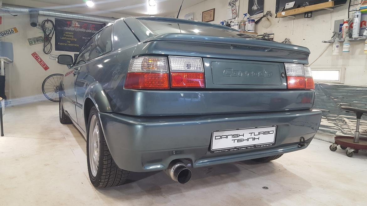 VW Corrado  - lækker røv har den og den har en el vinge der funger efter planen op ved 80 :)  billede 2