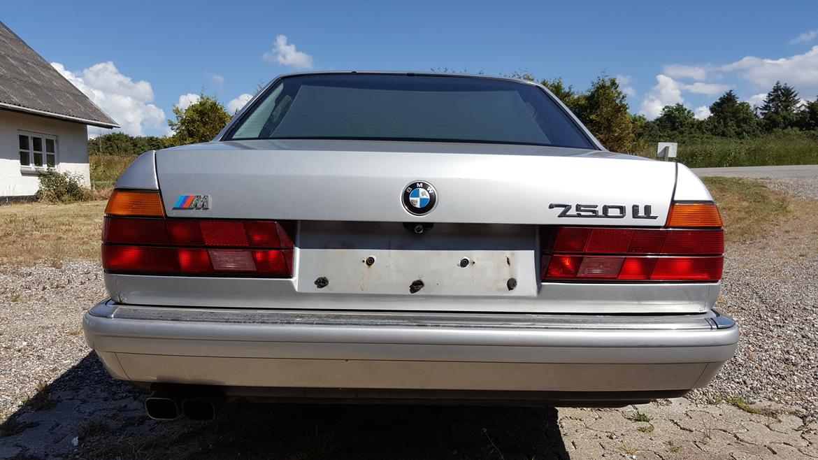 BMW E32 750il Limousine v12 *TIDL BIL* billede 10