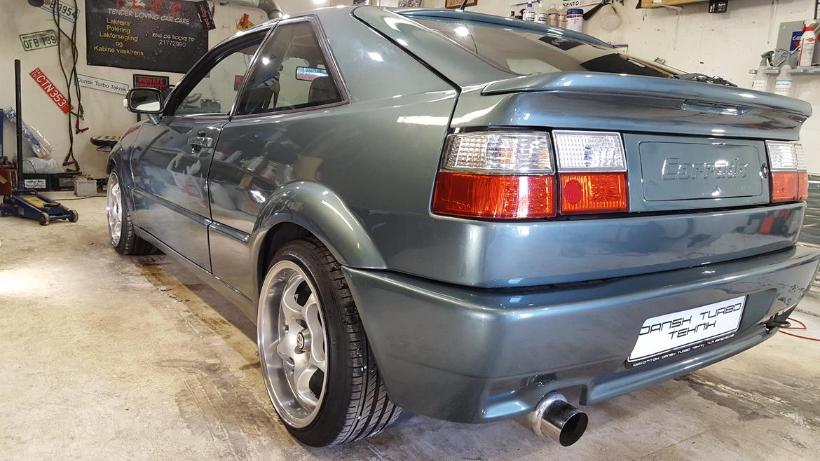 VW Corrado  - man ka vel lidt med en lakrenser og en polermaksine og igen lidt autosol skader jo ik  billede 1