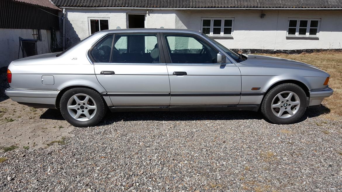 BMW E32 750il Limousine v12 *TIDL BIL* billede 6