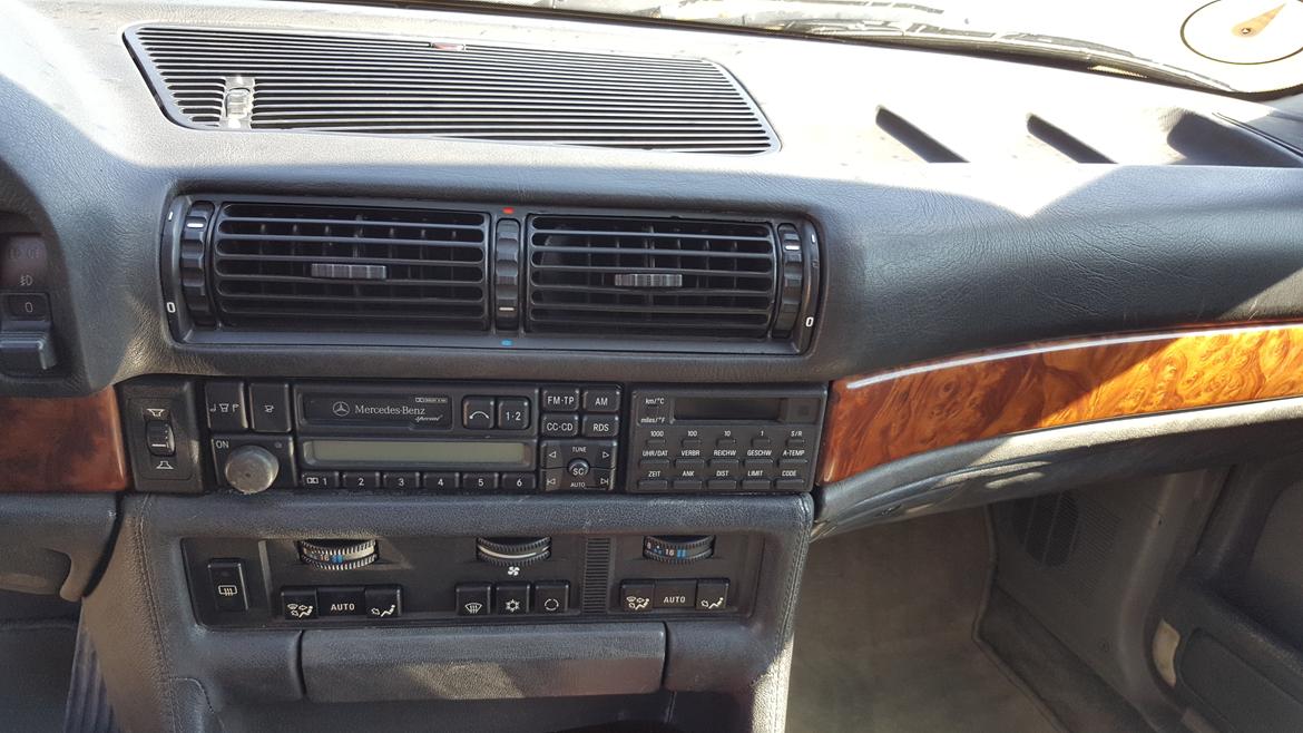 BMW E32 750il Limousine v12 *TIDL BIL* billede 24