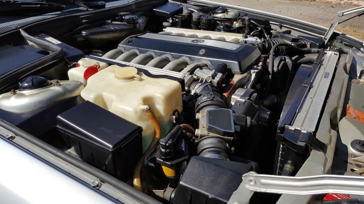 BMW E32 750il Limousine v12 *TIDL BIL* billede 27